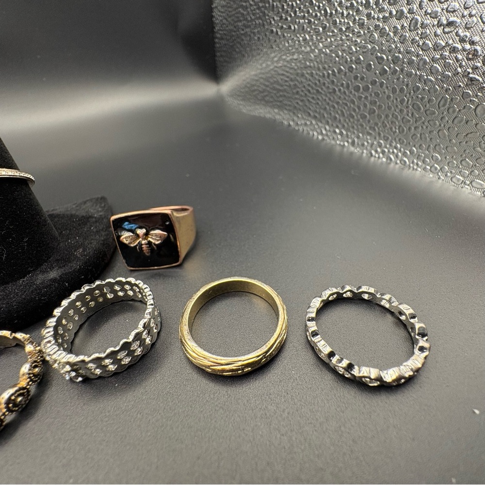 Elegant Mixed Rings - Picture 5 of 12